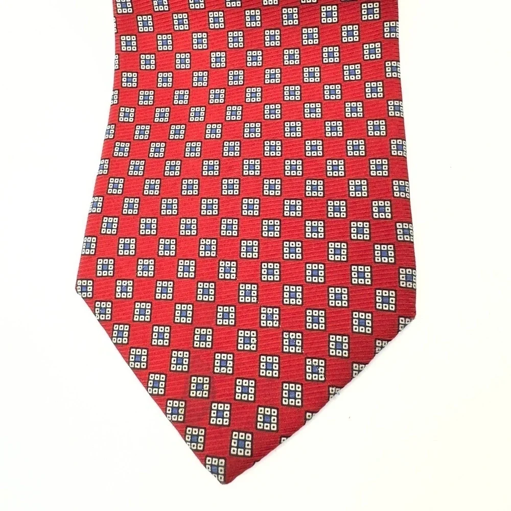 Lauren Ralph Lauren Mens Necktie 100% Silk Geometric All Over Red Tie USA Made